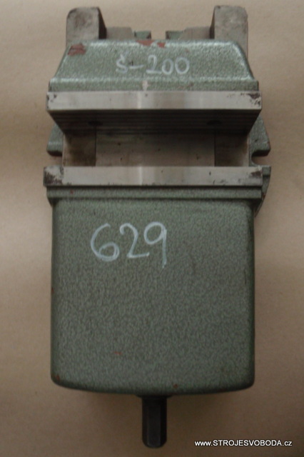 Svěrák strojní 200mm (P3254622.JPG)